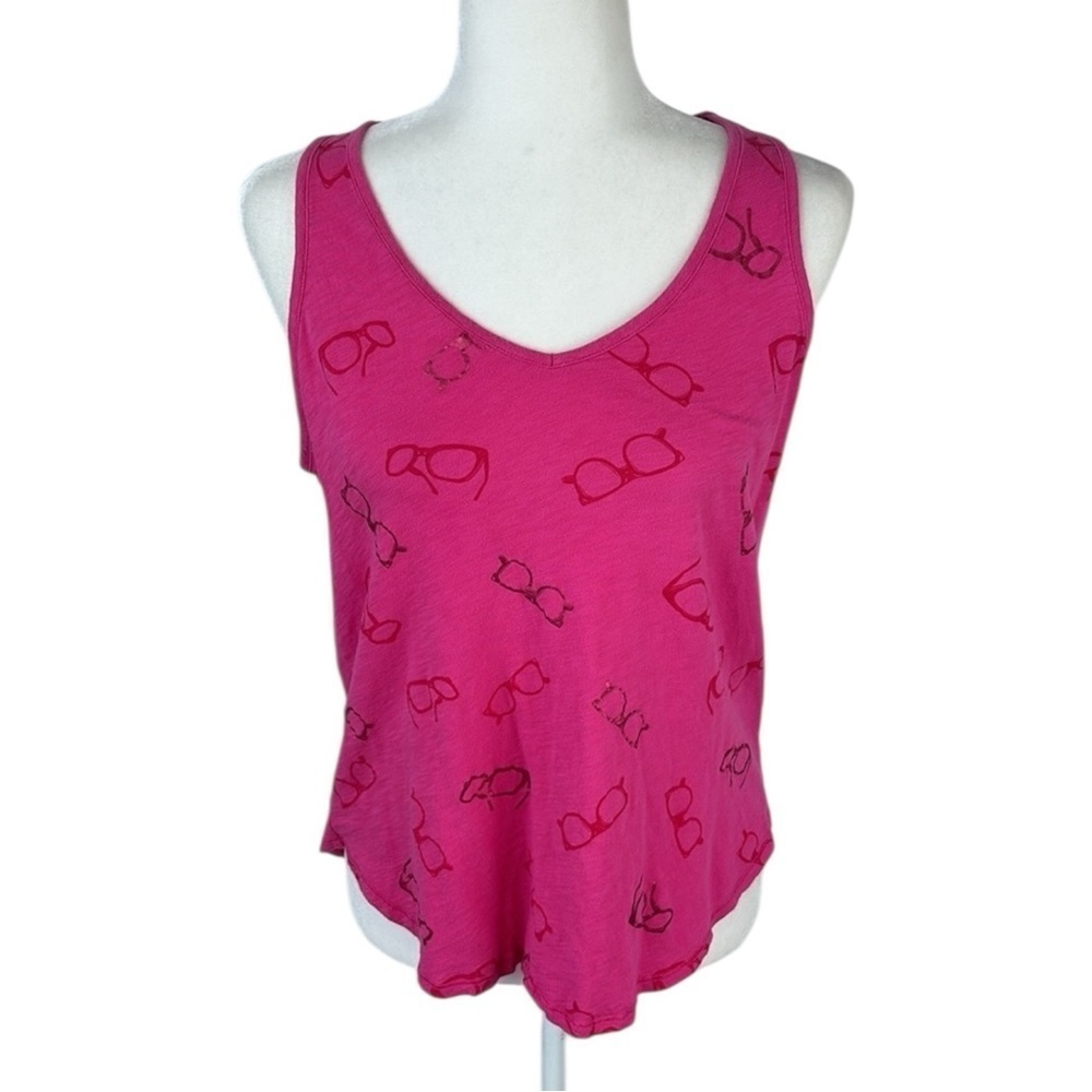 New York & Company Pink Sunglasses V-Neck Tank Size L